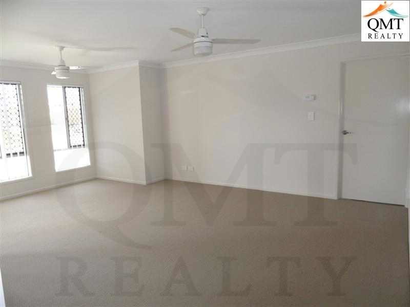 13 Petal Place, Yamanto QLD 4305