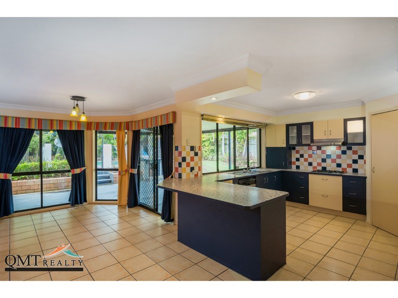 37 Clifton Place, Parkinson QLD 4115