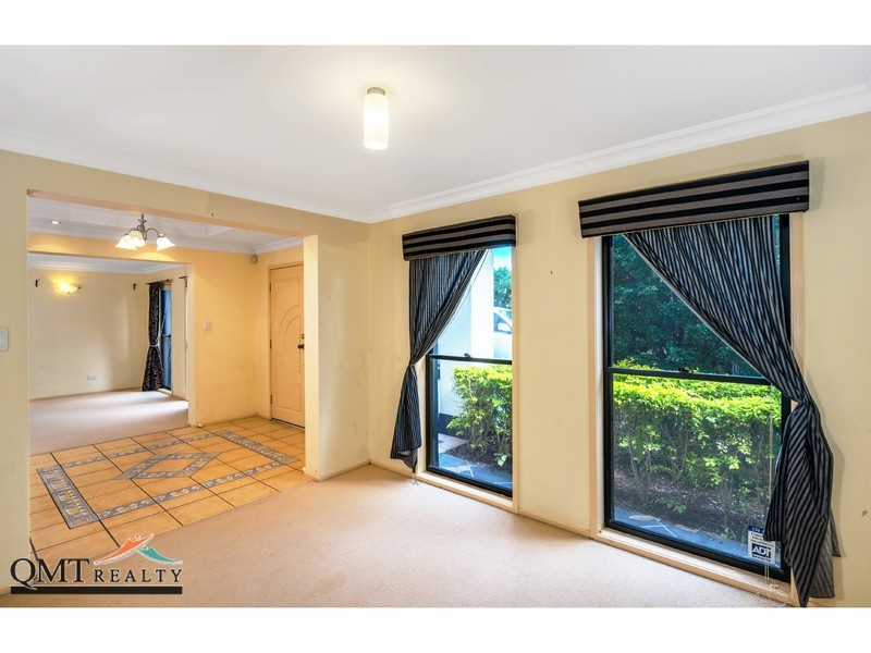 37 Clifton Place, Parkinson QLD 4115