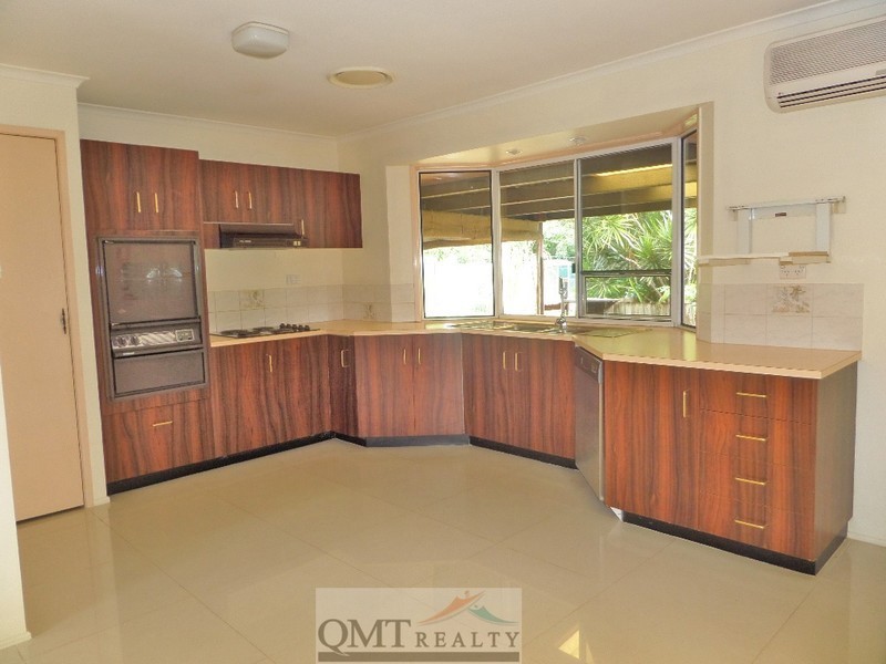 17 Elonera Drive, Slacks Creek QLD 4127