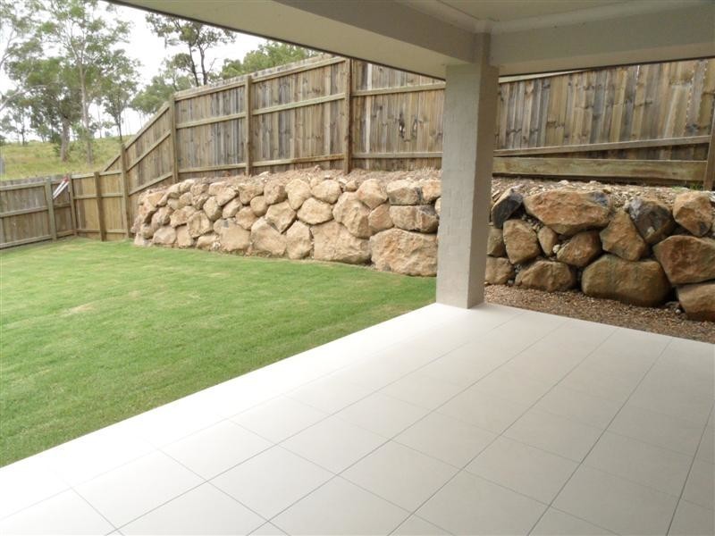 58 Outlook Drive, Waterford QLD 4133