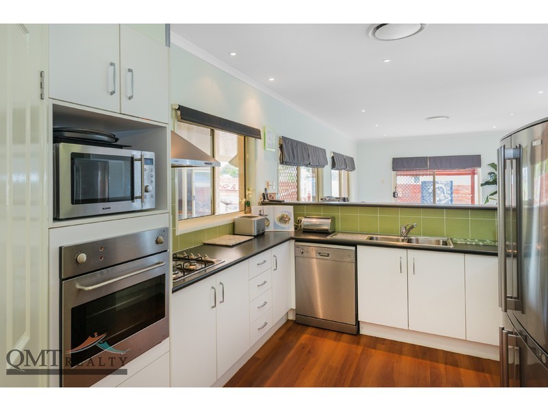 9-11 Waterdragon Court, New Beith QLD 4124