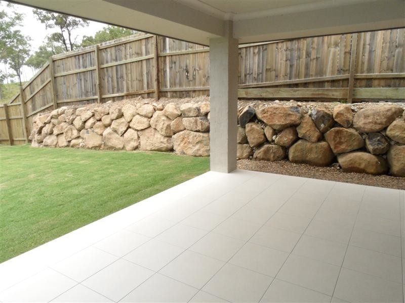 58 Outlook Drive, Waterford QLD 4133