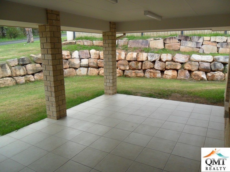 1 Walter Street, Blackstone QLD 4304