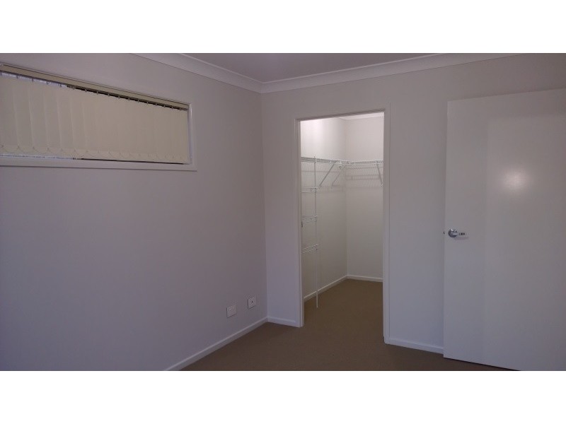 8 Renee Street, Redbank Plains QLD 4301