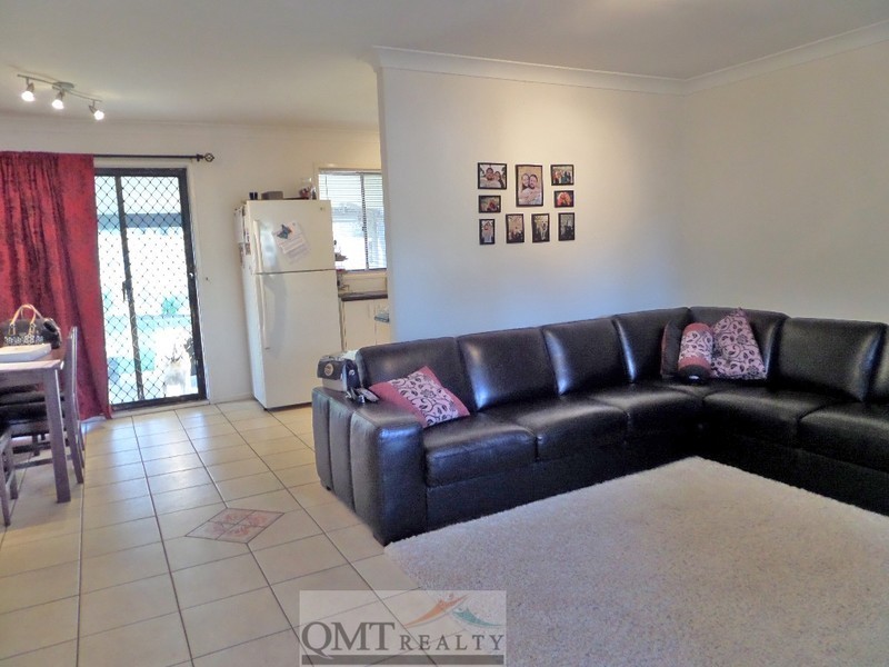 4 Cyril Court, Hillcrest QLD 4118