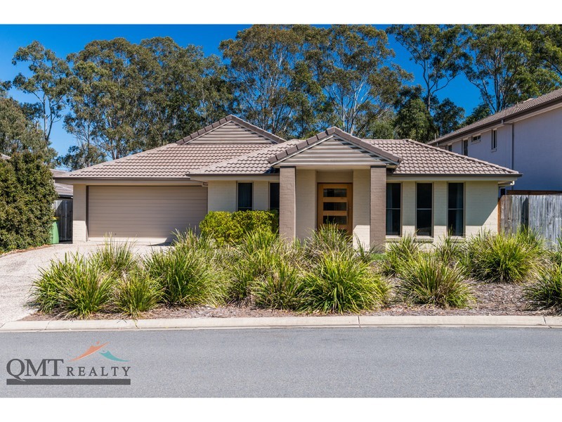 4 Coalstoun Crossing, Waterford QLD 4133