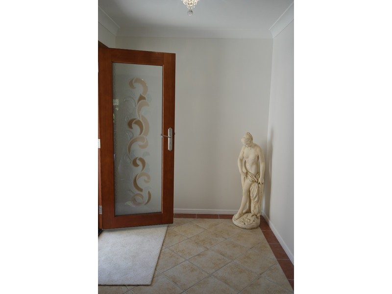 31 Cedar Place, Stretton QLD 4116