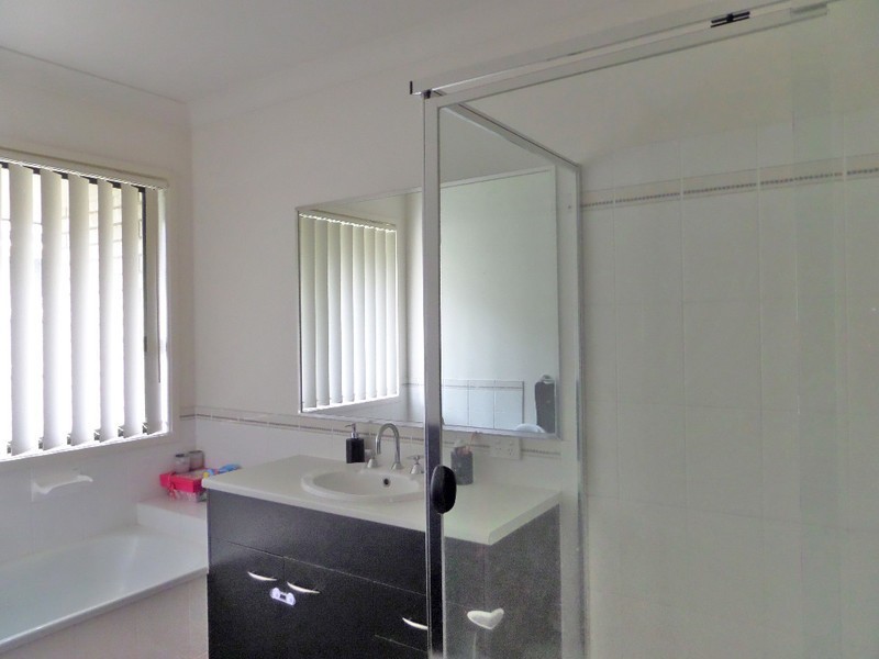 104 High Street, Blackstone QLD 4304