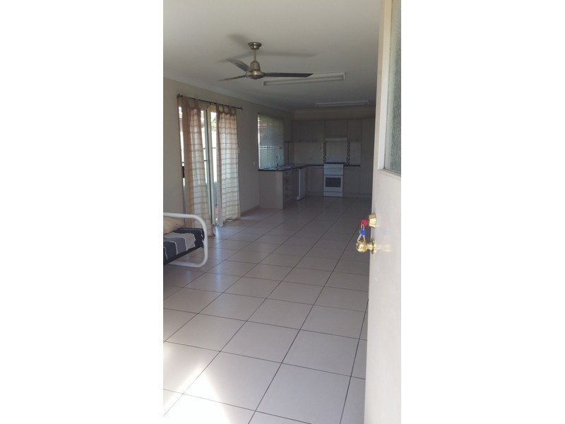 277 Troughton Road, Robertson QLD 4109