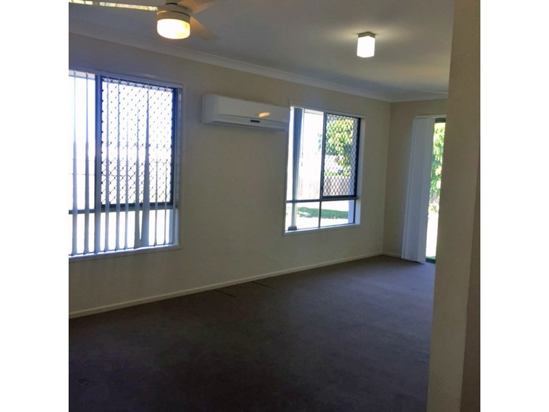 5 Lilly Court, Yamanto QLD 4305