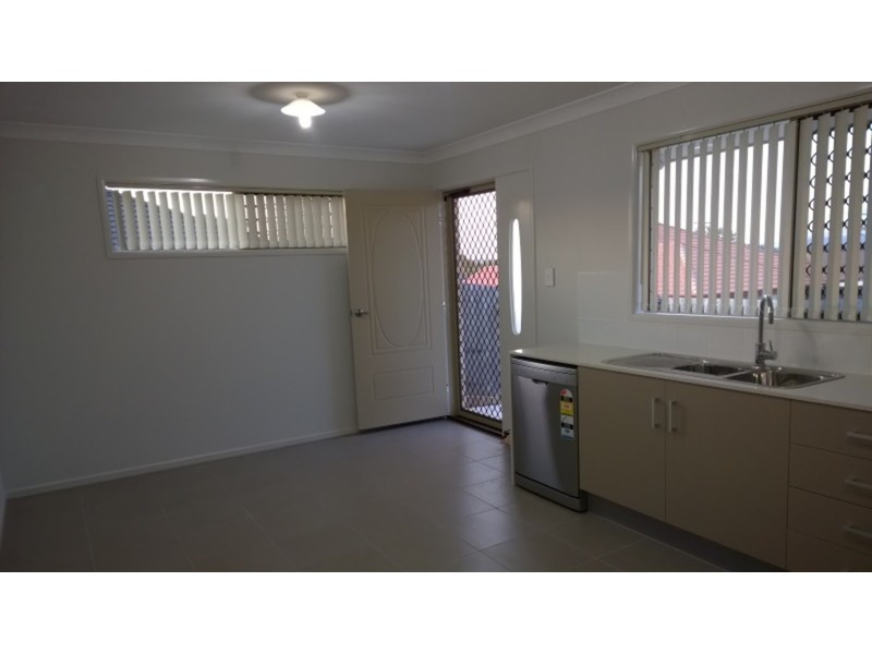 8 Renee Street, Redbank Plains QLD 4301