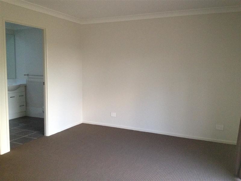 1/6B Vicki Street, Redbank Plains QLD 4301