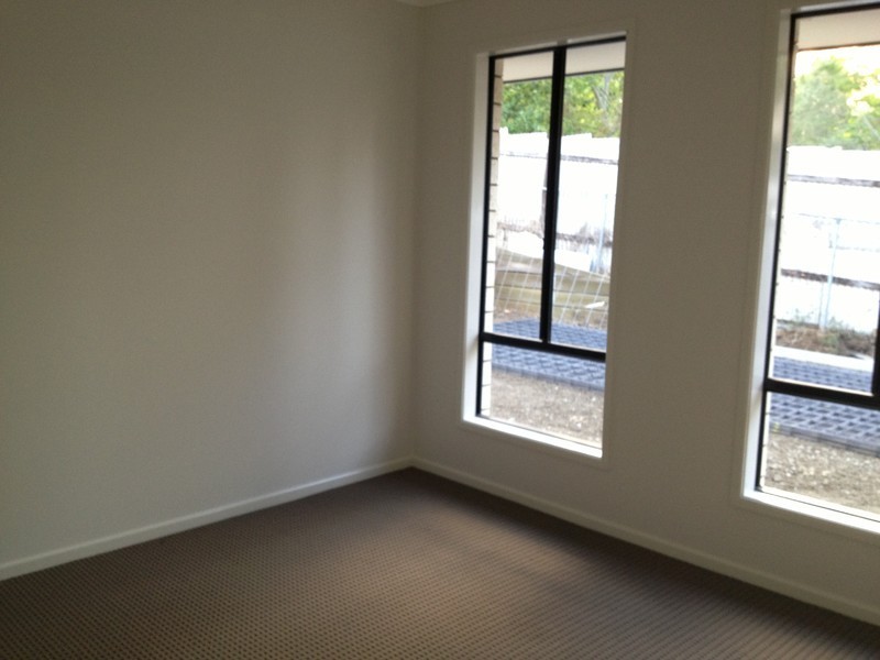 1/6B Vicki Street, Redbank Plains QLD 4301