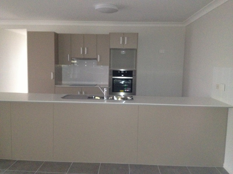 1/6B Vicki Street, Redbank Plains QLD 4301