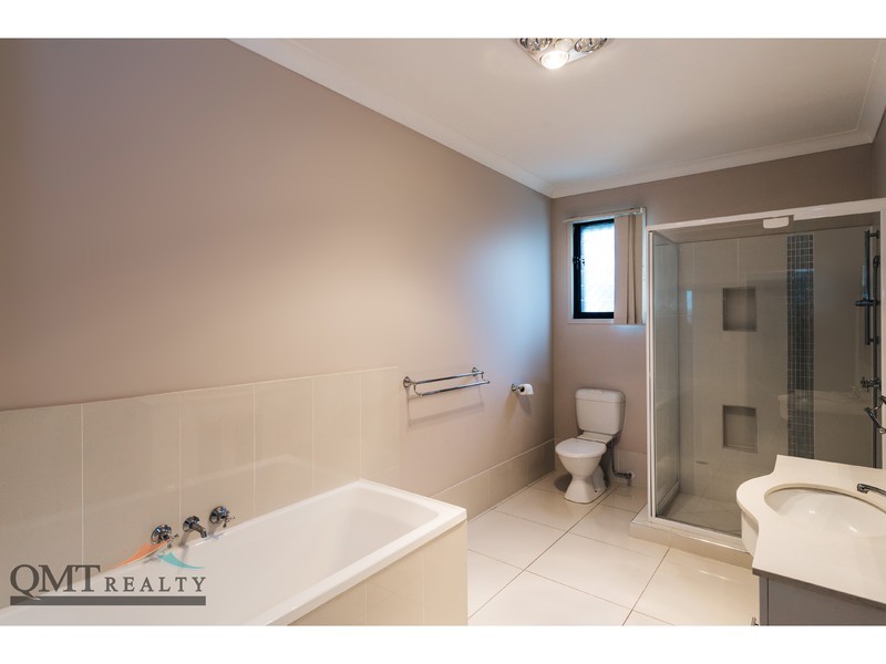 1 Gramby Street, Bellbird Park QLD 4300