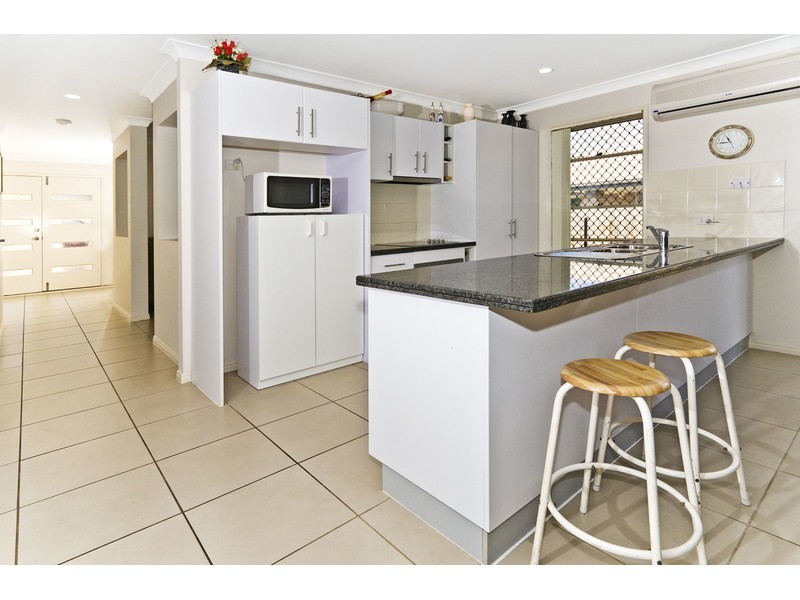 14 Benjamin Court, Yamanto QLD 4305