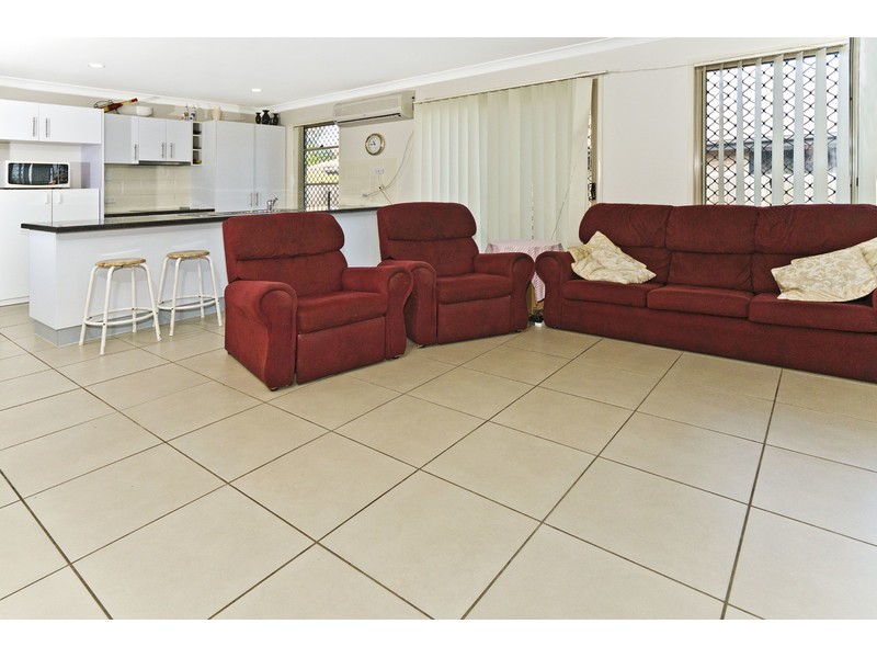 14 Benjamin Court, Yamanto QLD 4305