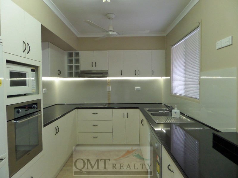 37 Caroline Street, Riverview QLD 4303