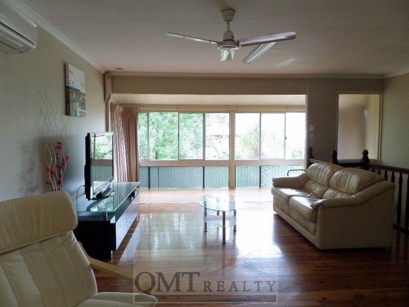 37 Caroline Street, Riverview QLD 4303