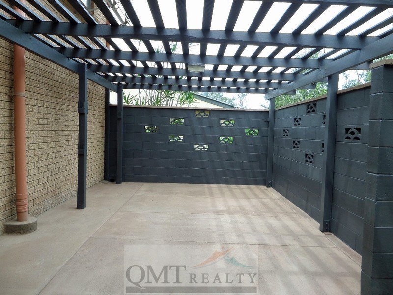 37 Caroline Street, Riverview QLD 4303