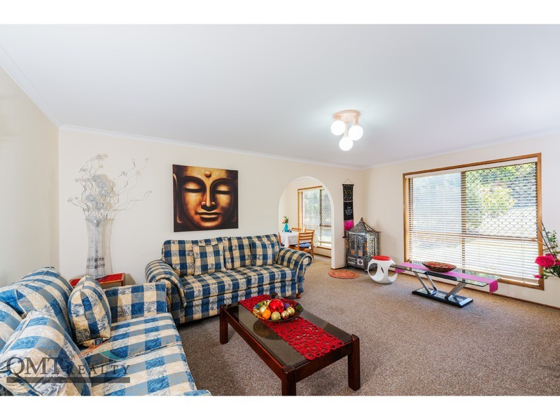 31 Coleman Crescent, Springwood QLD 4127