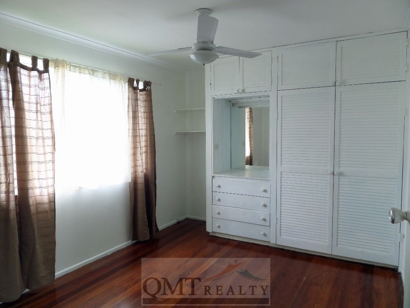 99 Fourth Avenue, Marsden QLD 4132