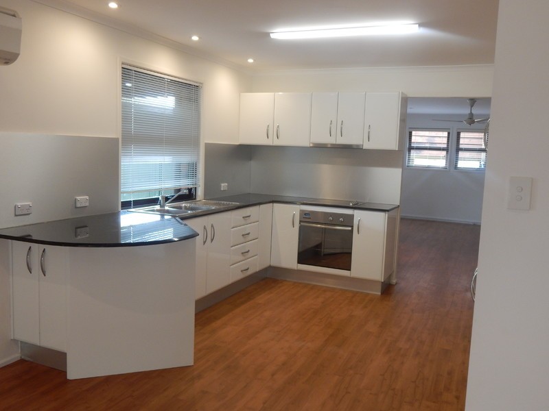 26 Genoa Street, Macgregor QLD 4109