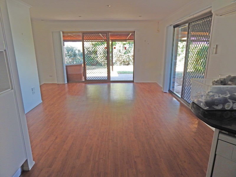 26 Genoa Street, Macgregor QLD 4109