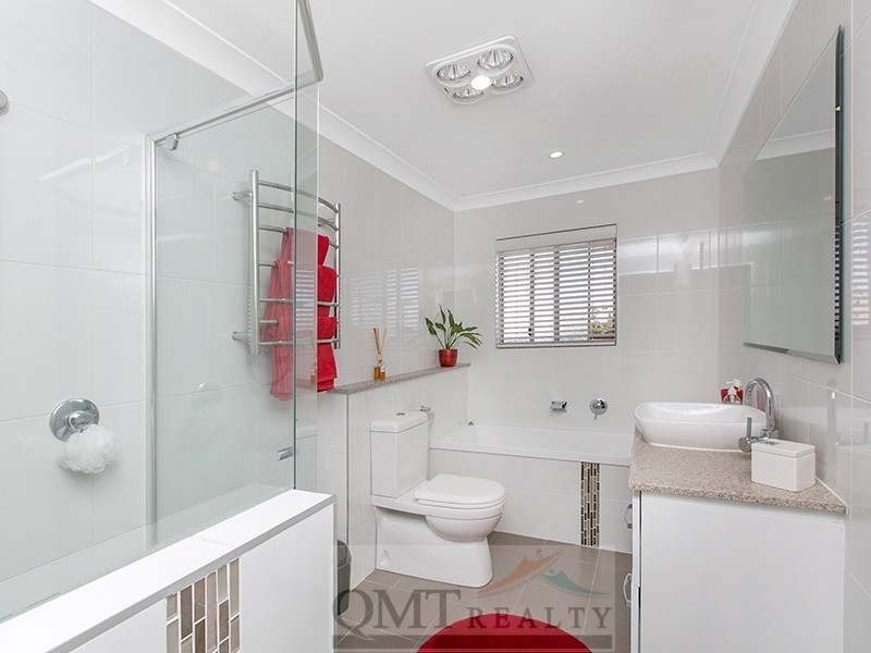 8 Dromos Street, Eight Mile Plains QLD 4113