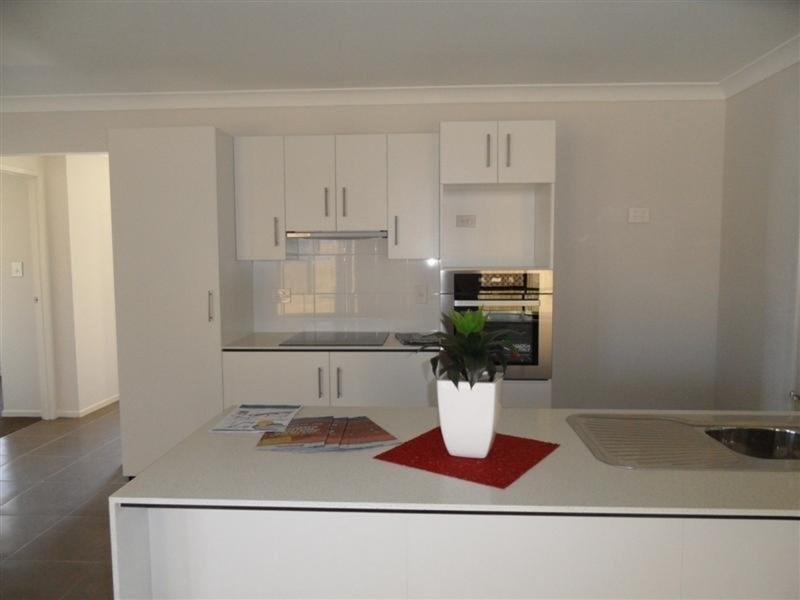 1 Stack Street, Collingwood Park QLD 4301