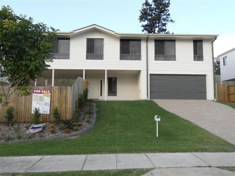 94 High Street, Blackstone QLD 4304