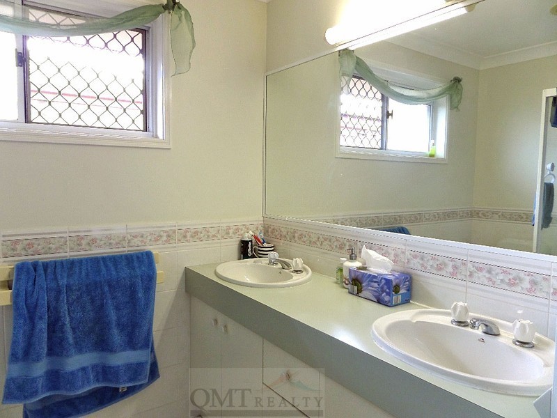 5 Bethany Place, Parkinson QLD 4115