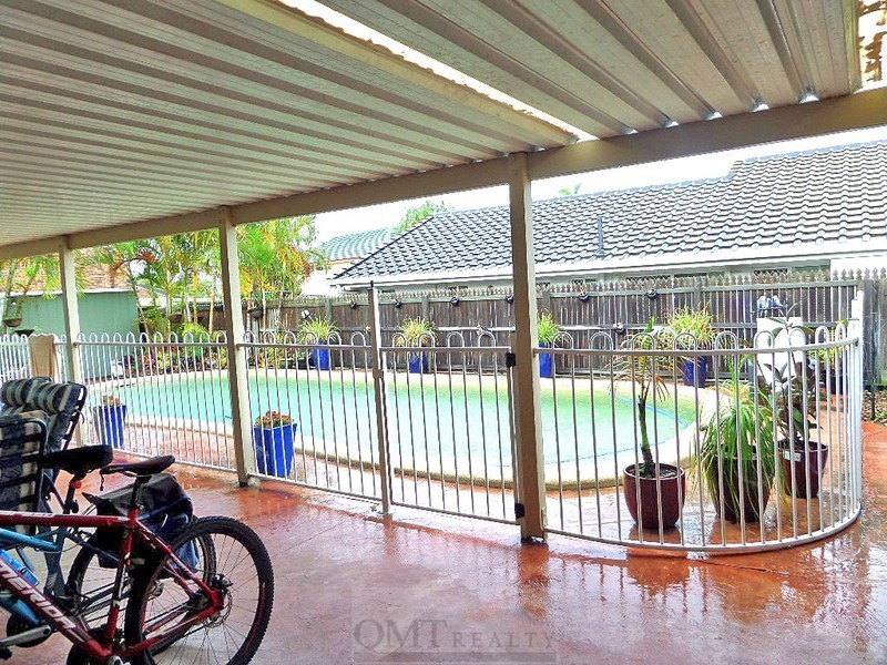 5 Bethany Place, Parkinson QLD 4115