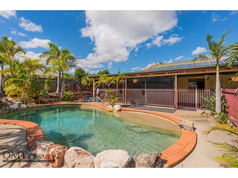 1 Janmore Place, Parkinson QLD 4115