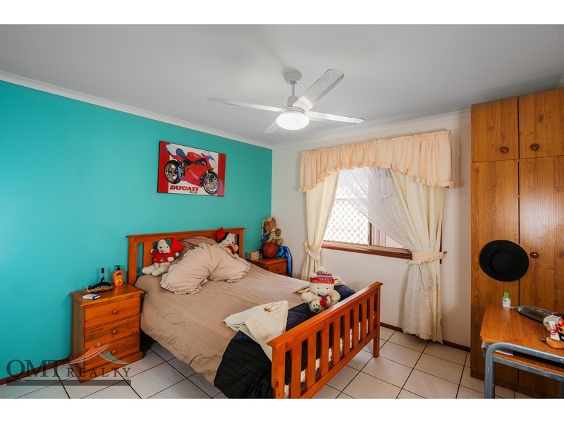 1 Janmore Place, Parkinson QLD 4115