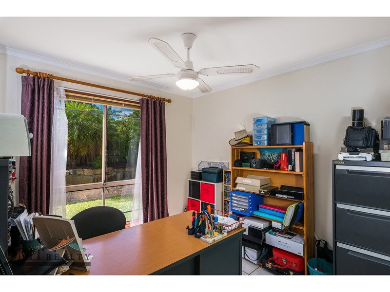 1 Janmore Place, Parkinson QLD 4115
