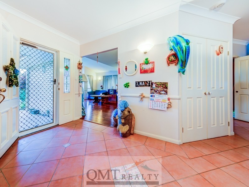 20 Como Place, Parkinson QLD 4115