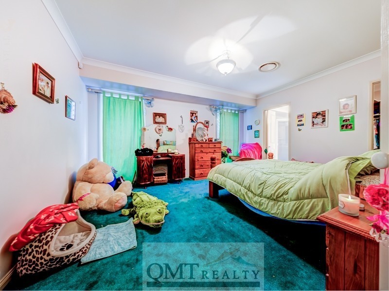 20 Como Place, Parkinson QLD 4115