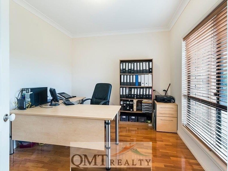 11 Justin Close, Parkinson QLD 4115