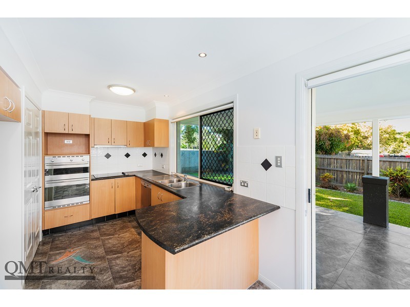 155 Stradbroke Avenue, Wynnum QLD 4178