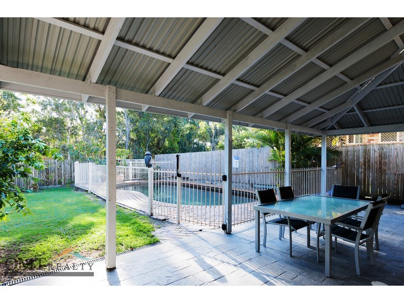 10 Orania Crescent, Calamvale QLD 4116