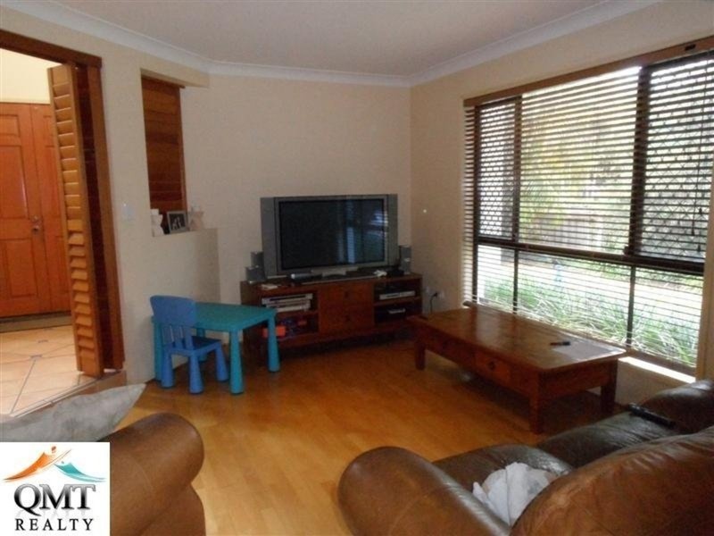 273 Winstanley Street, Carindale QLD 4152