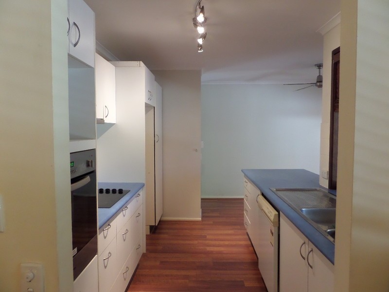 26 Enford Street, Hillcrest QLD 4118