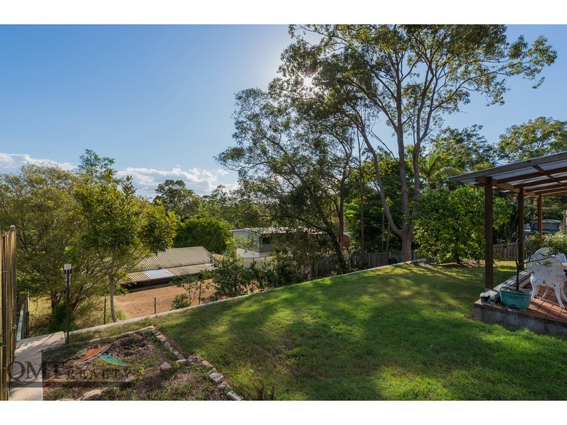 15 Tecoma Street, Kingston QLD 4114
