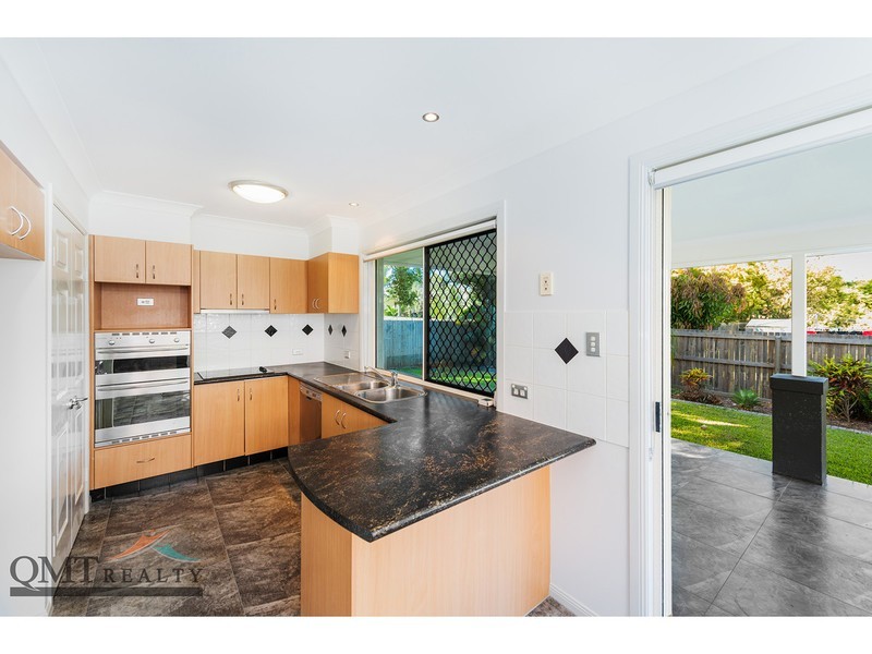155 Stradbroke Avenue, Wynnum QLD 4178
