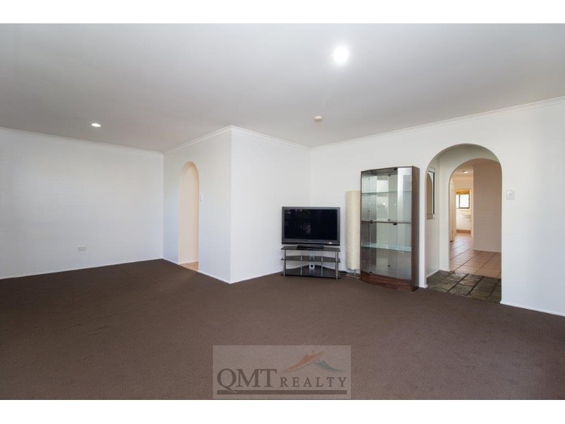 28 Seaton Street, Hillcrest QLD 4118