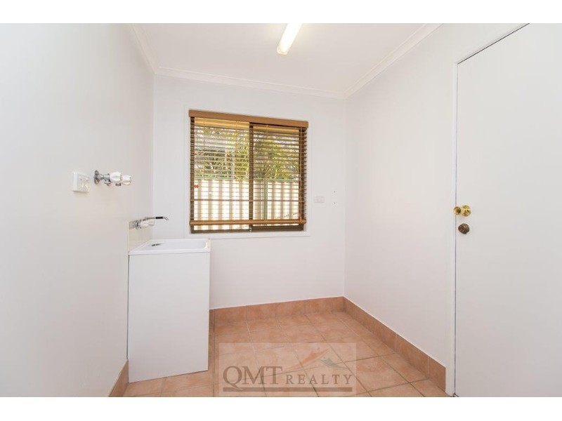 28 Seaton Street, Hillcrest QLD 4118