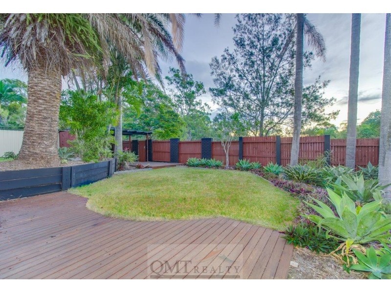 28 Seaton Street, Hillcrest QLD 4118