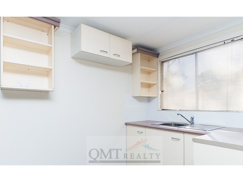 62-62A Aquarius Drive, Kingston QLD 4114
